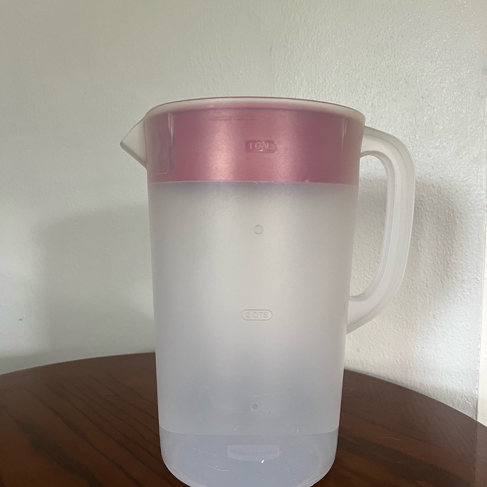 Frosted Pitcher with Red Lid